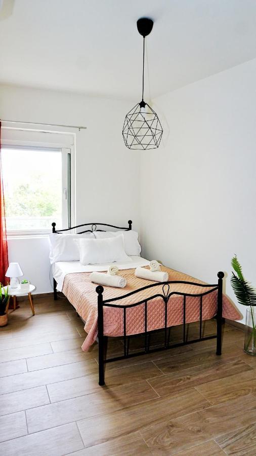 Urbanity - The Cretan Urban Experience Apartment Heraklion  Bagian luar foto